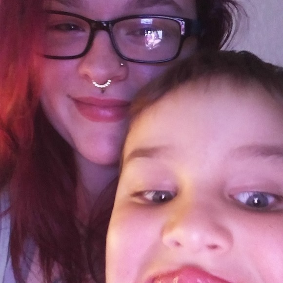 Meet your Posher, Amanda - Picture 1 of 1